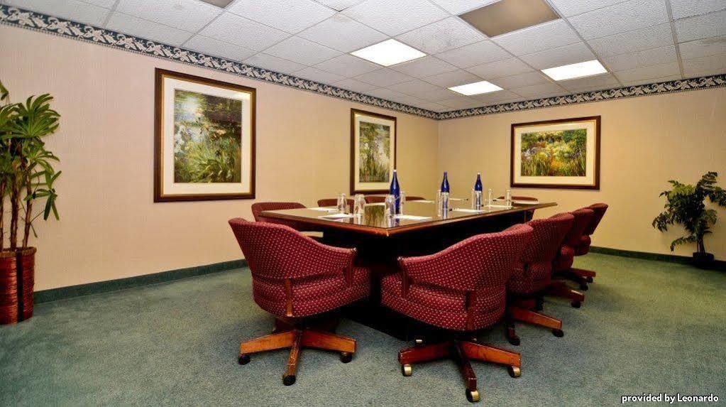 Best Western Plus Morristown Inn-Florham Park Instalações foto